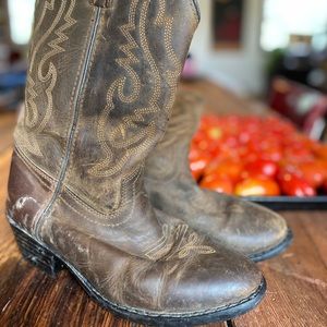 Boys cowboy boots: worn and loved.